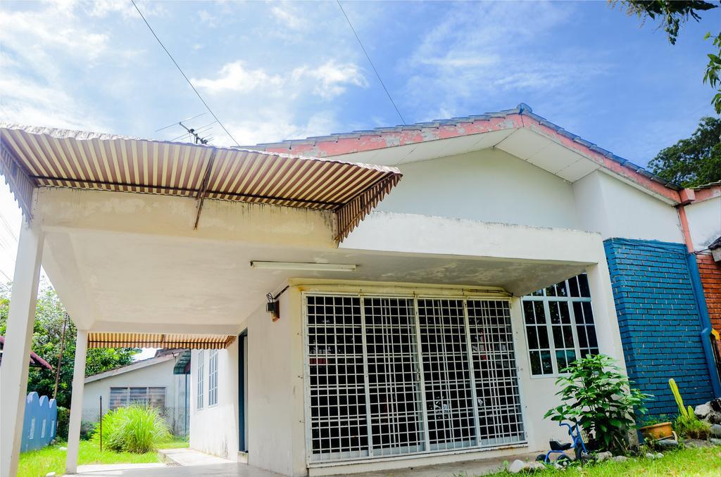 Kayangan Homestay Perlis For Mslim Only カンガー エクステリア 写真
